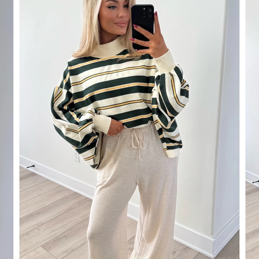 Oversized top - Picture 3 of 8